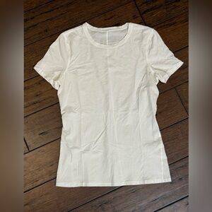 Lululemon Crew White T-shirt size 8